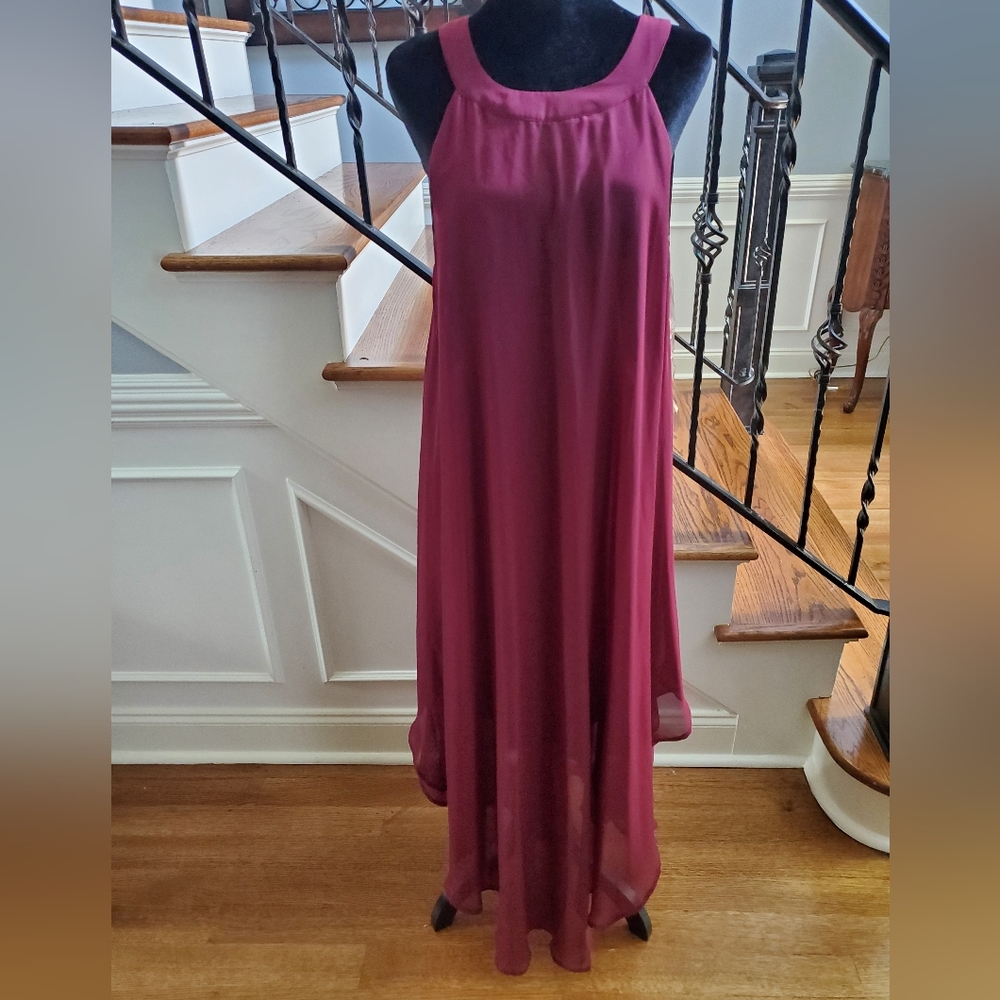 Love Squared Burgundy color assymetic maxi dress! EUC